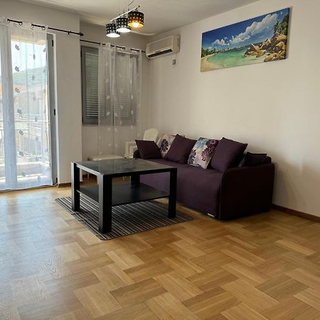 Apartments Montreal 부드바 외부 사진