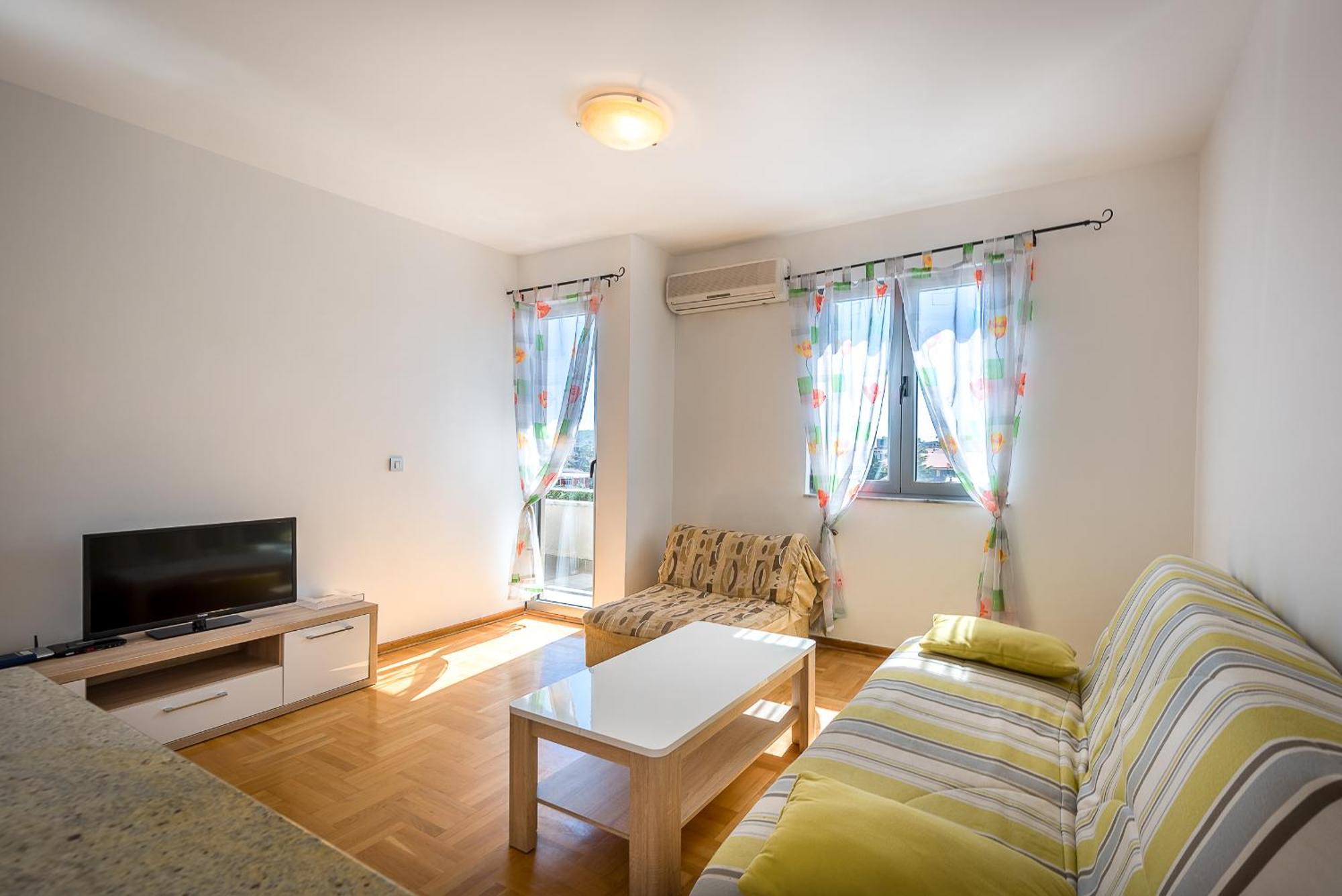 Apartments Montreal 부드바 외부 사진