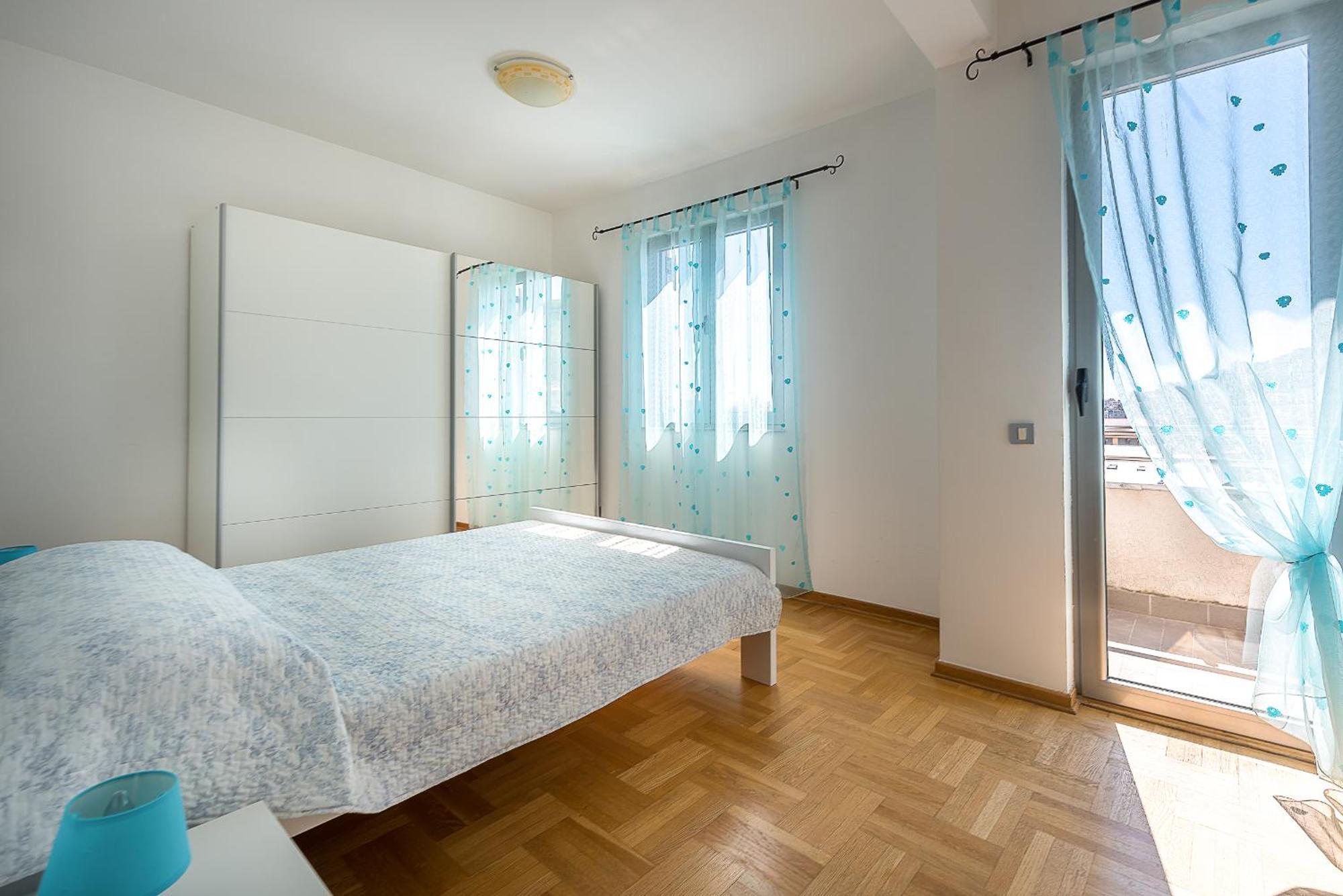 Apartments Montreal 부드바 외부 사진