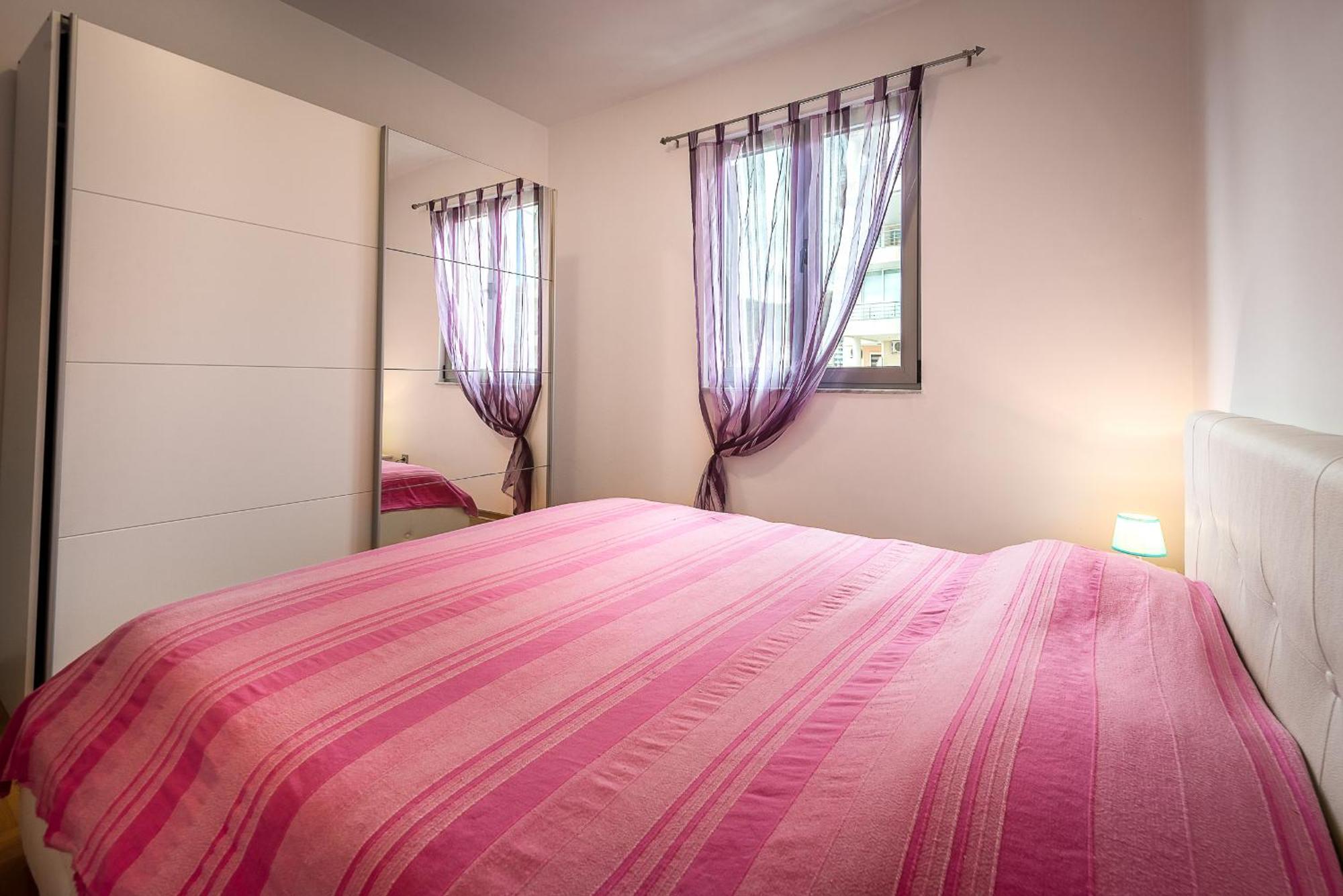 Apartments Montreal 부드바 외부 사진