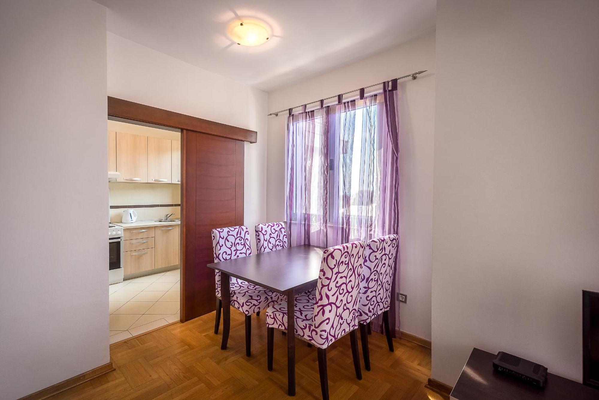 Apartments Montreal 부드바 외부 사진
