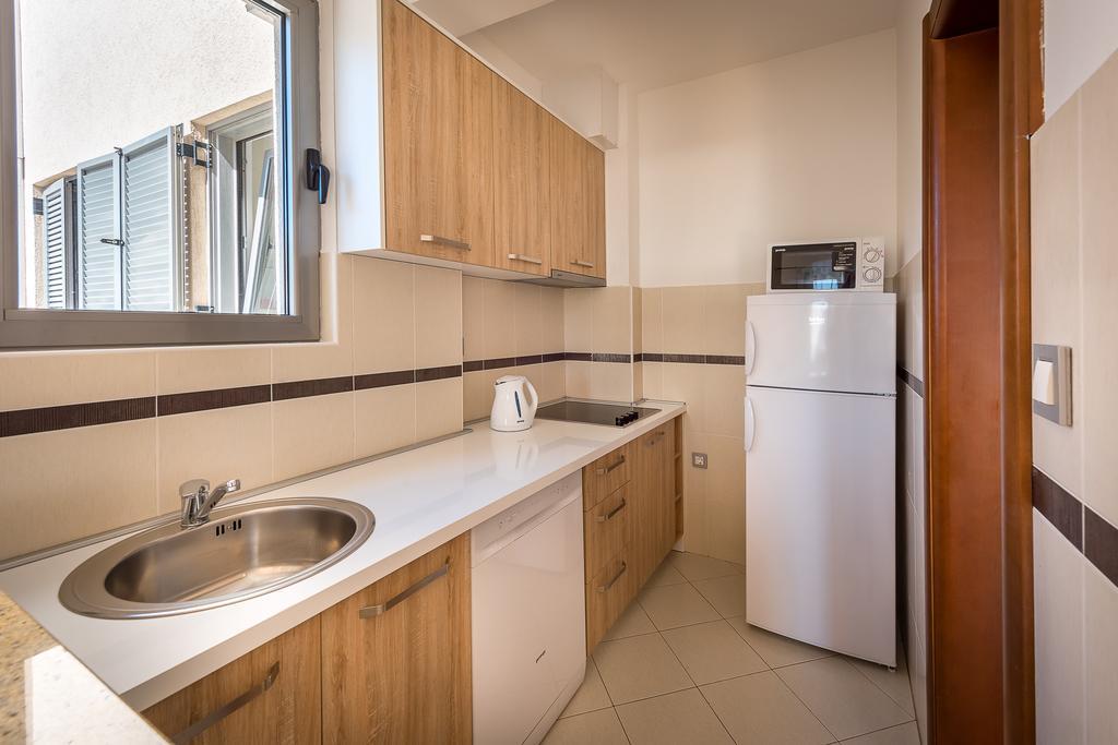 Apartments Montreal 부드바 외부 사진