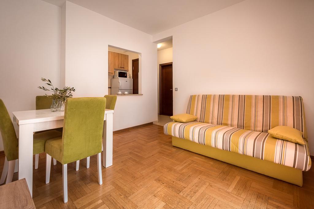 Apartments Montreal 부드바 외부 사진