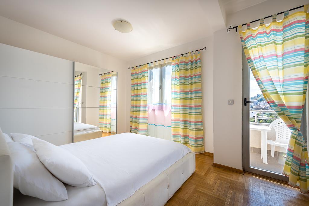 Apartments Montreal 부드바 외부 사진